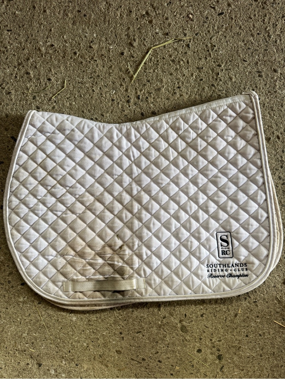White equestrian English saddle pad